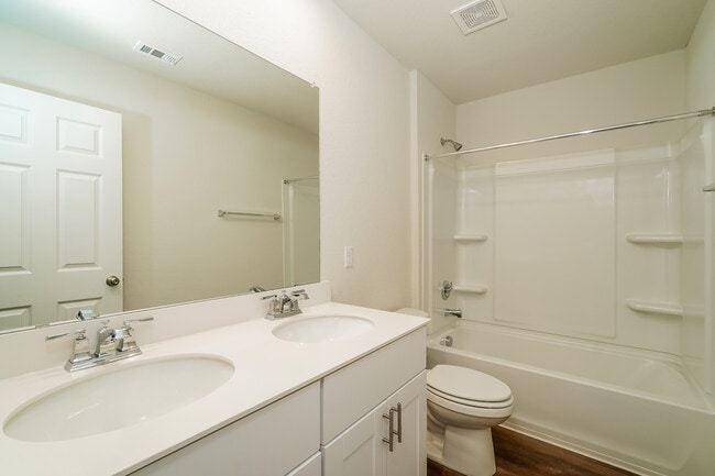 Building Photo - 4130 Lily Glade Ln