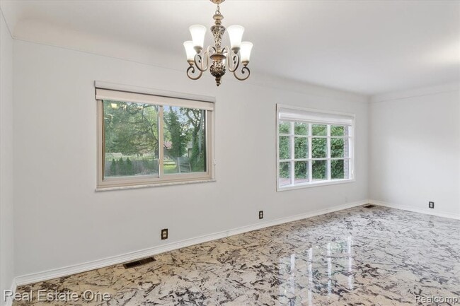 Building Photo - 23944 Fordson Dr