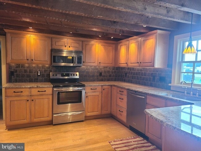 Building Photo - 1139 Phoenixville Pike