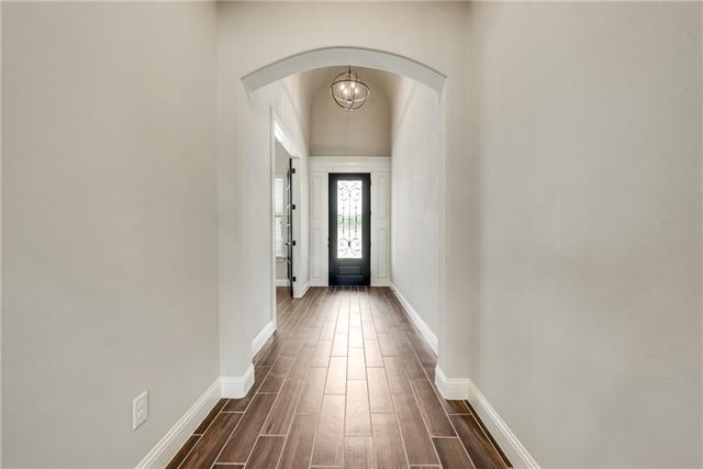 Building Photo - 8240 Scharmels Ln