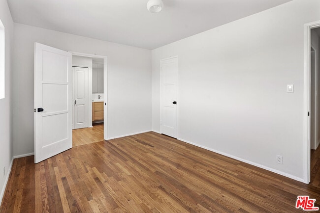 Building Photo - 10712 Clarkson Rd