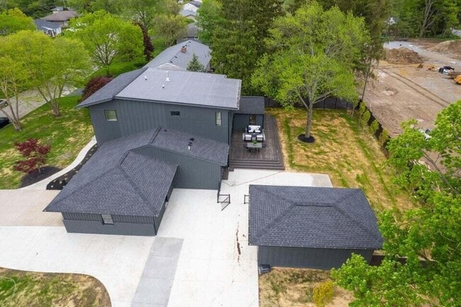 Building Photo - 2777 Donna Dr