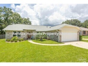 Building Photo - Wonderful Cantonment Home!