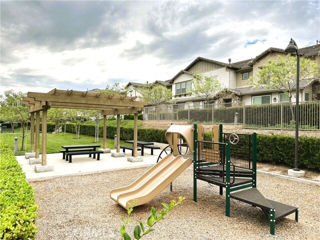 Building Photo - 5076 Ruth Wy