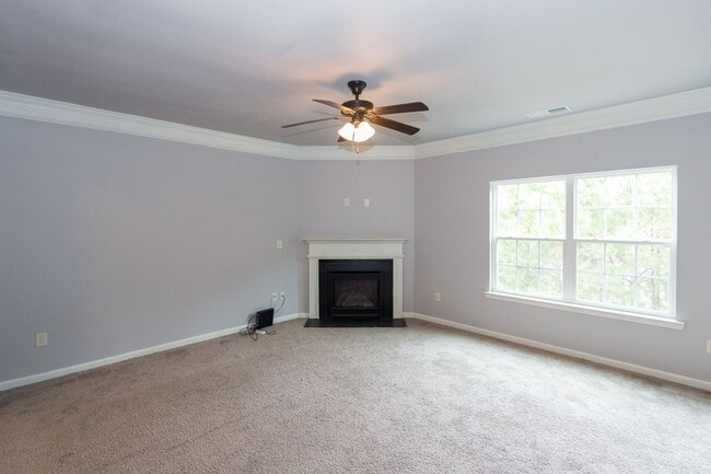 Building Photo - COMING SOON- Beautiful 4-Bedroom Home in L...