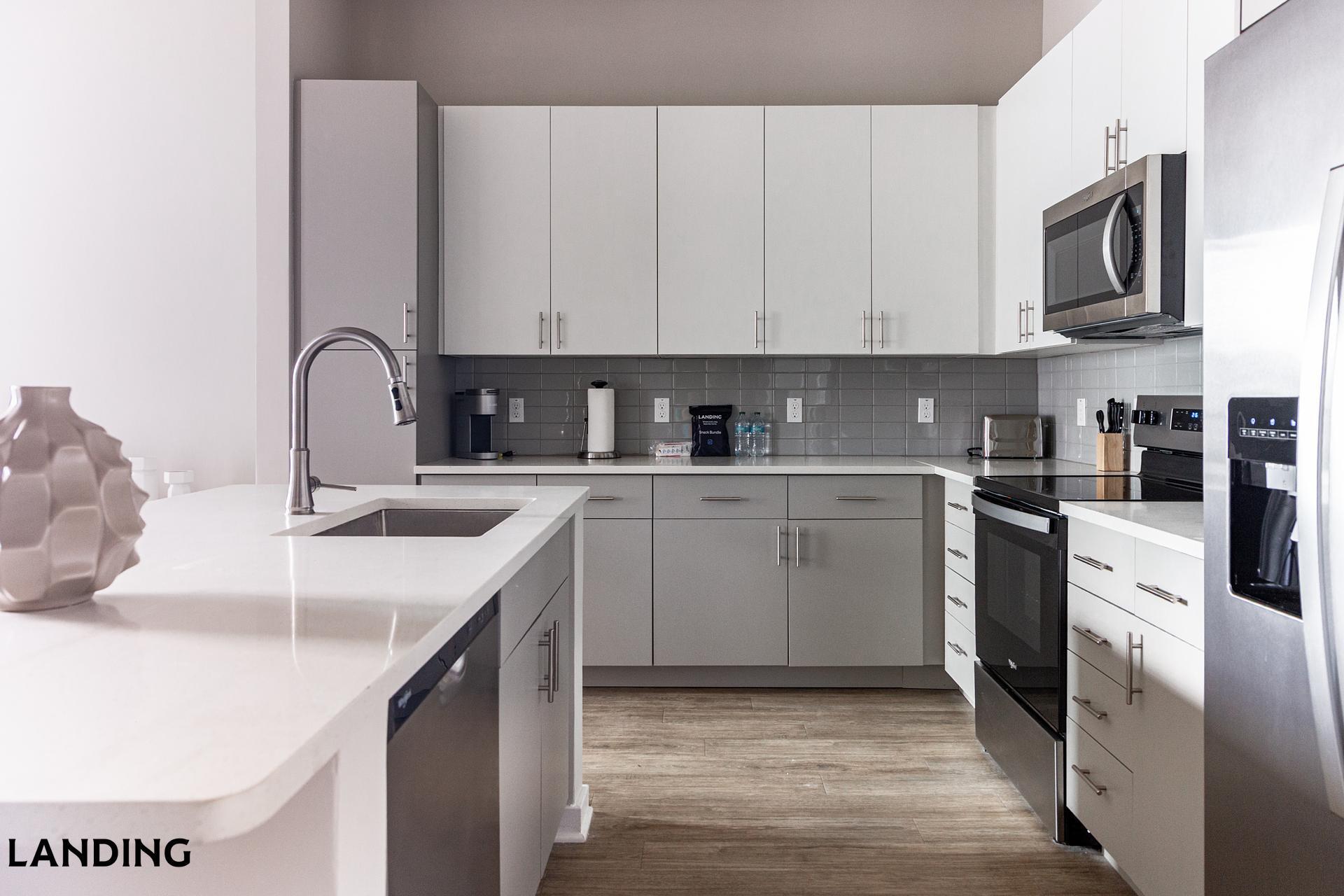 Building Photo - 4902 Cosmos Cir