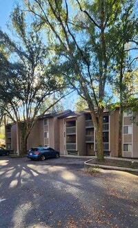 Building Photo - 85 SE 16th Ave