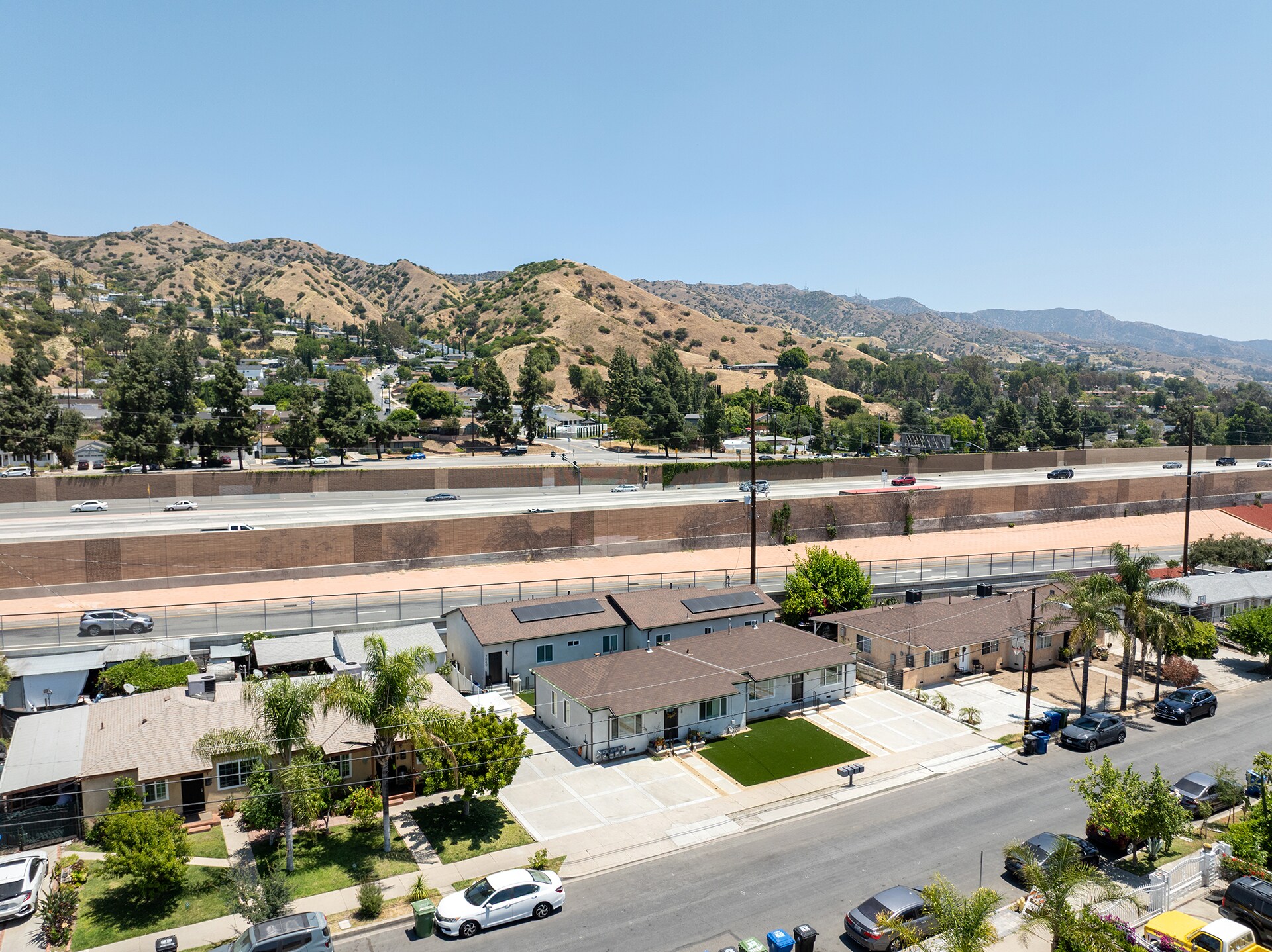 Building Photo - 7836 Claybeck Ave