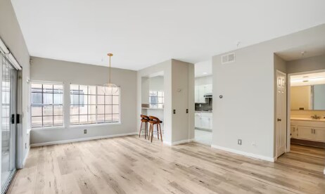 Building Photo - 14061 Lemoli Ave