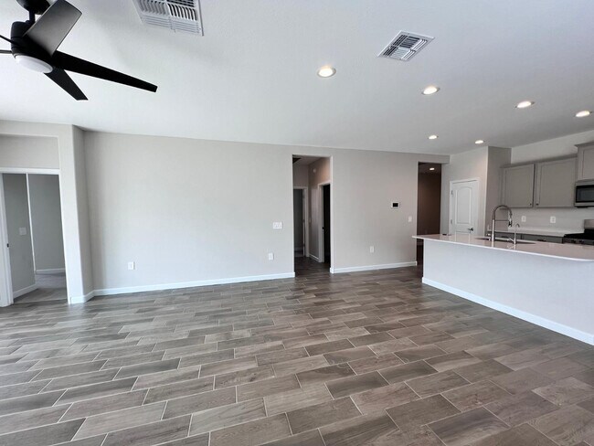 Building Photo - 37805 W San Alvarez Ave