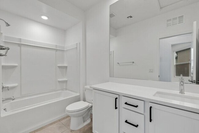 Building Photo - Luxury Henderson Retreat with Private Pool & Loft