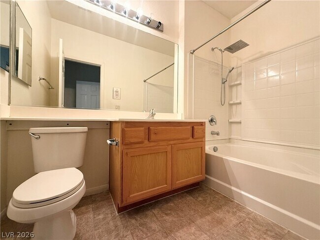 Building Photo - 3915 Legend Hills St