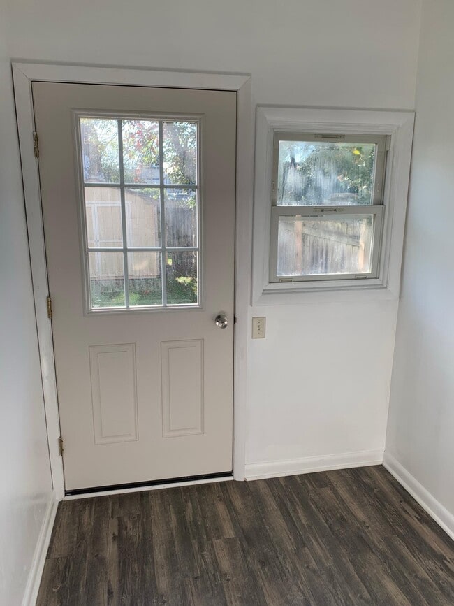 Building Photo - 155 McAllister St