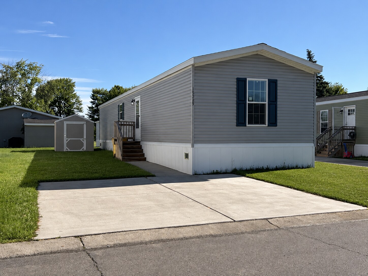 Building Photo - 15329 Danseur Dr