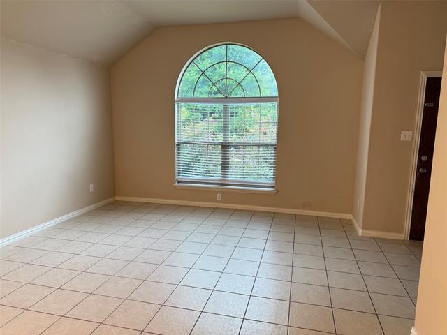 Building Photo - 2424 Gold Rush Dr