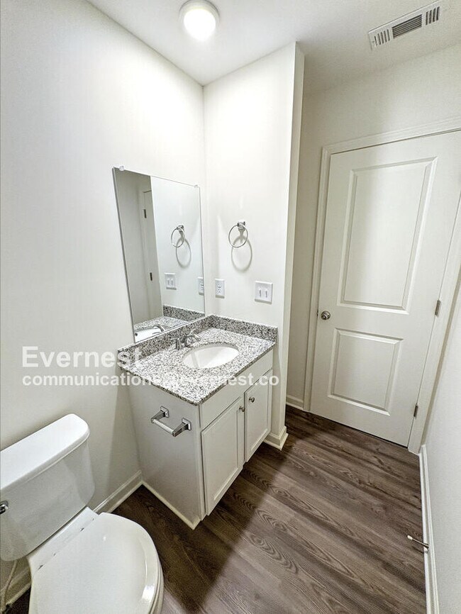 Building Photo - 4 Bed, 3 Bath Home with Garage / Pet-Friendly / Coming Soon!