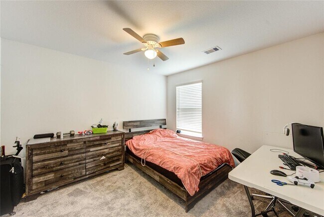 Building Photo - 20951 New Proper Dr
