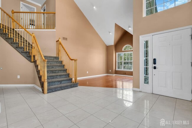 Building Photo - 1 Johnson St