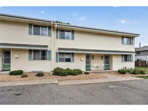 Building Photo - 459 Mailand Ct