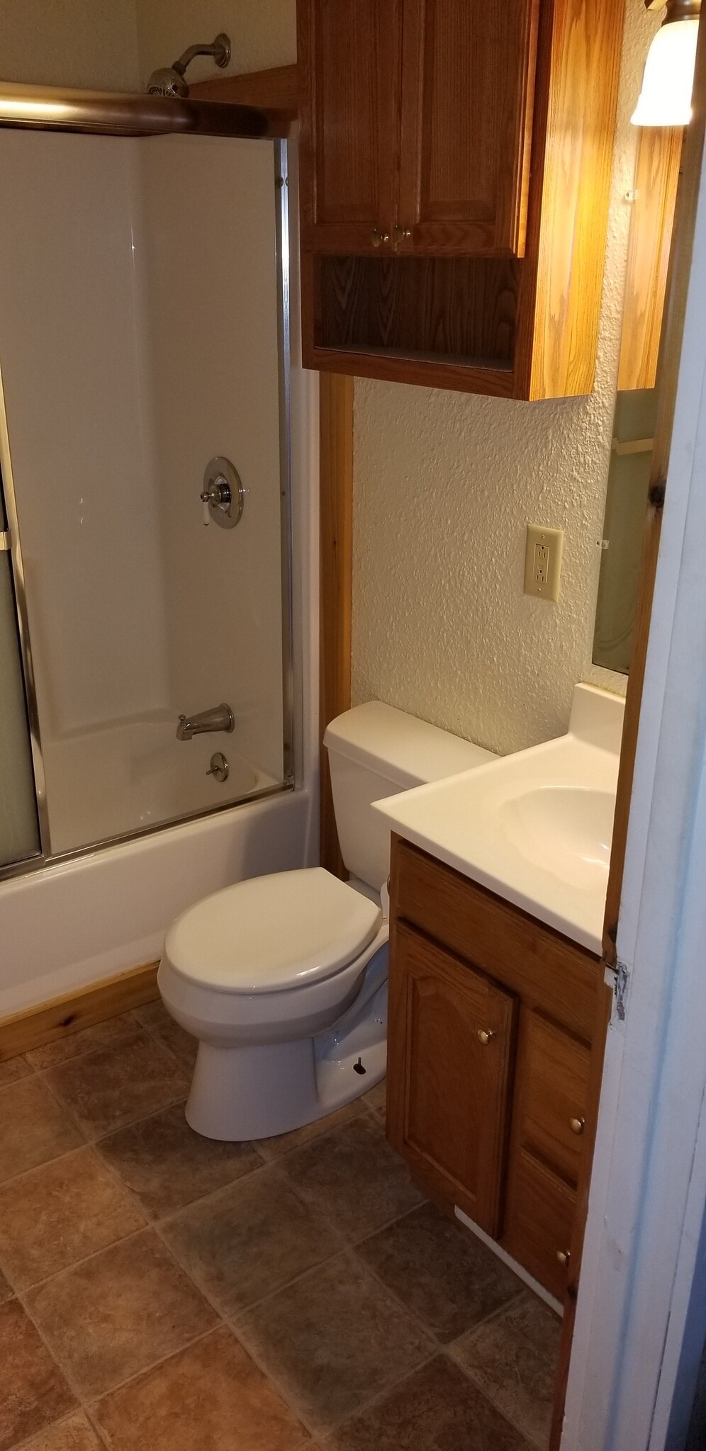 Bath - 1596 Schmidt Rd