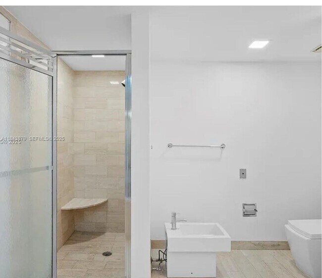 Building Photo - 19355 Turnberry Way