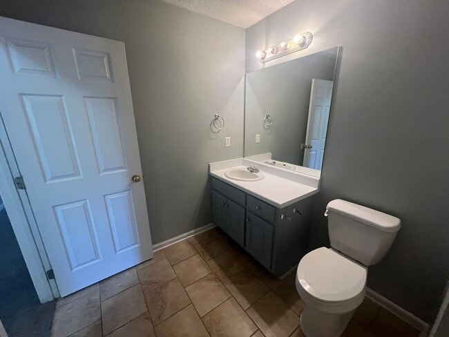 Building Photo - 14163 River Point Cir
