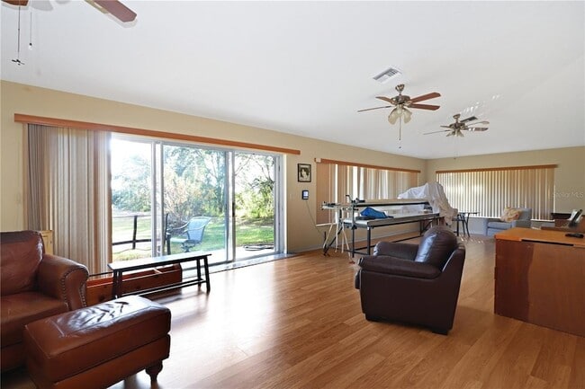 Building Photo - 21300 Royal St Georges Ln