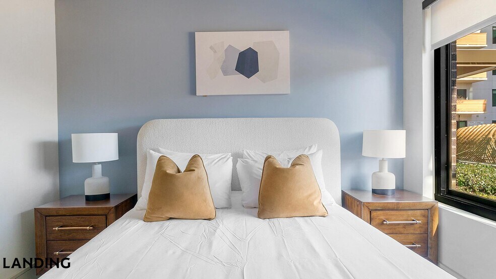 Building Photo - 1414 Wood Hollow Dr