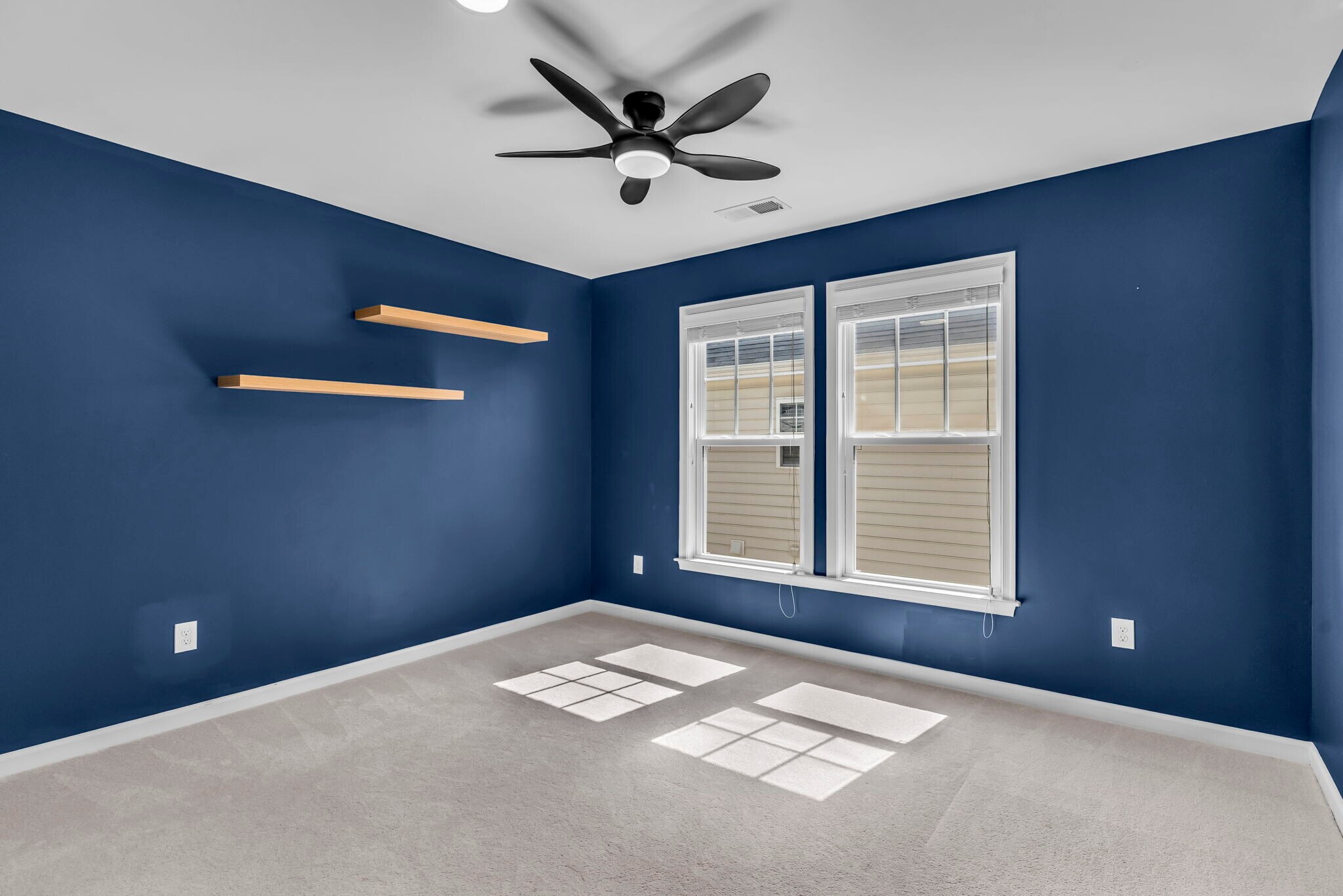 Building Photo - 42522 Stratford Landing Dr