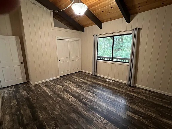 Building Photo - 227 Double Bogey Dr