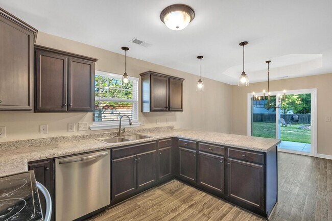 Building Photo - 630 Osprey Landing Dr