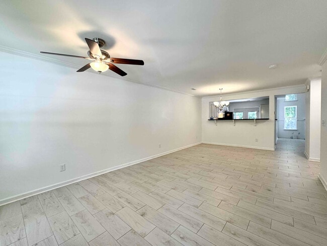 Building Photo - 8120 Christmas Ct