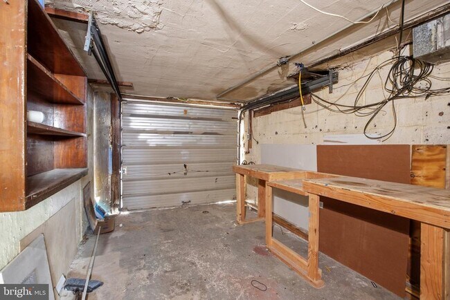 Building Photo - 8119 Terry St