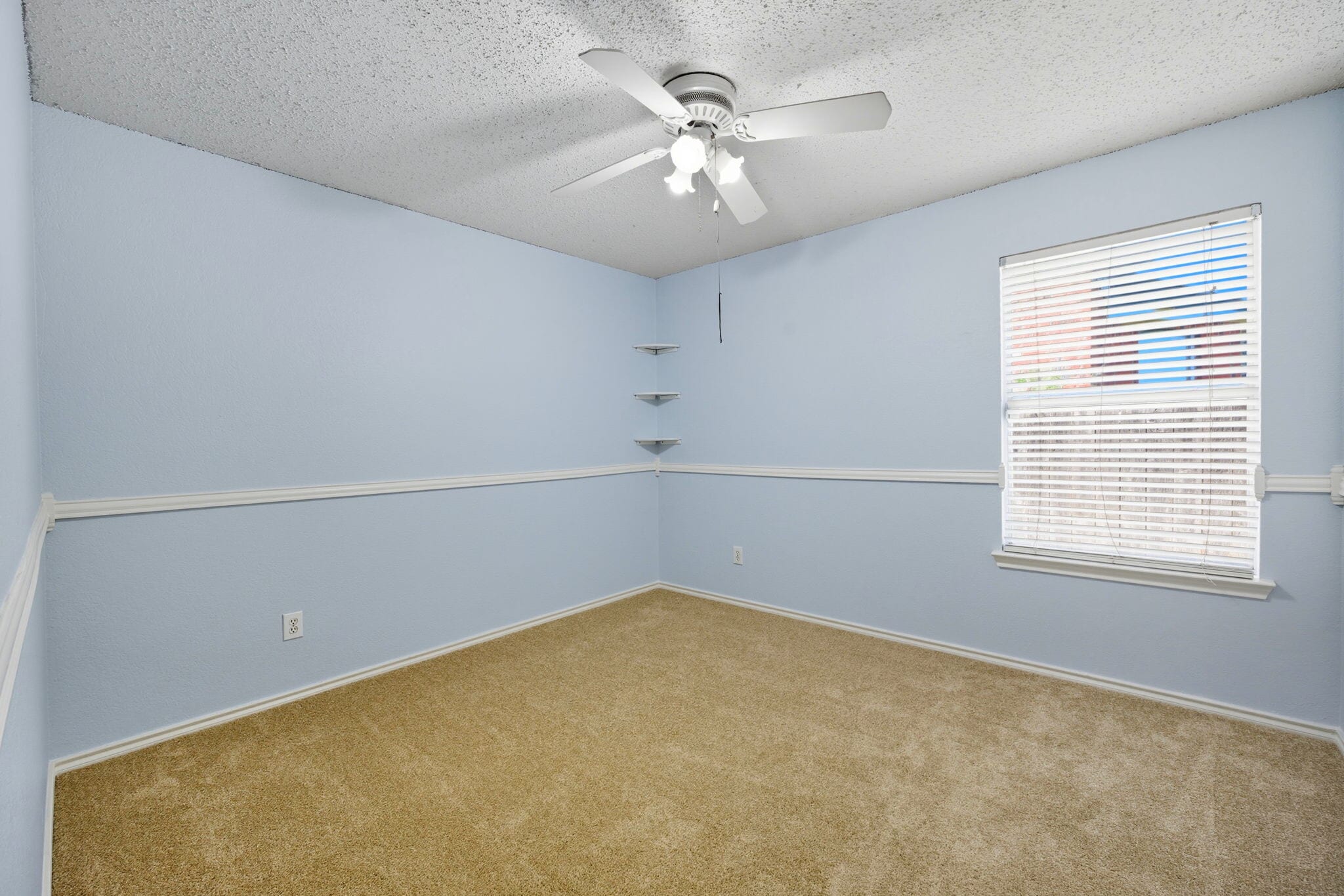 Building Photo - 4275 Cave Cove Ct