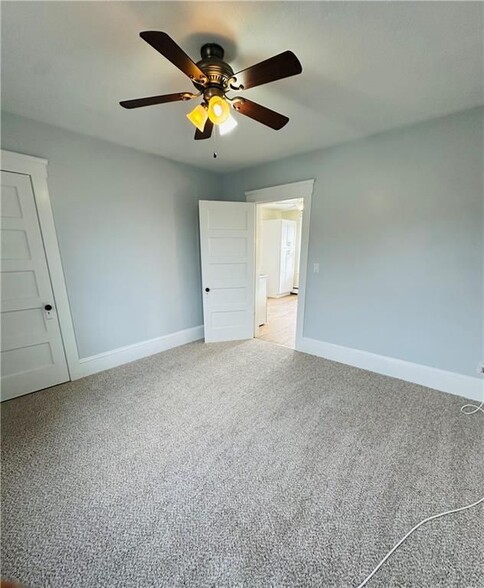 Building Photo - 2 Ann St