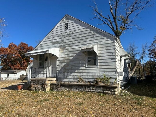 Building Photo - 2115 N 40 St