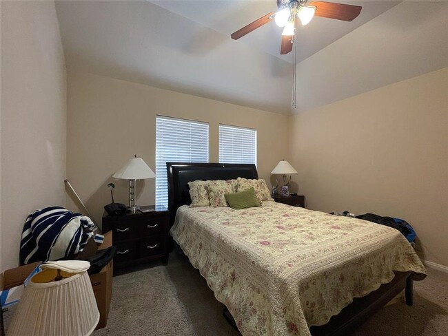 Building Photo - 3418 Shadowfern Dr