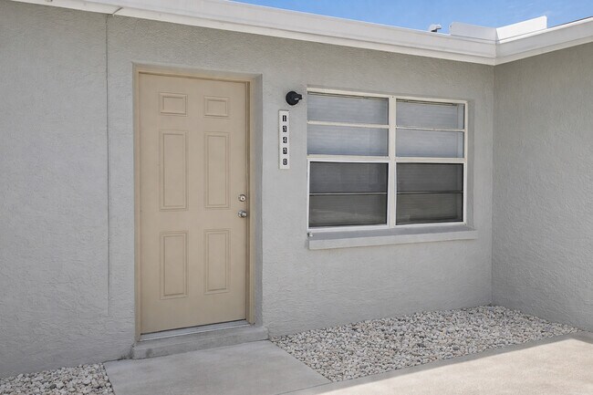 Building Photo - 13430 Pine Needle Ln