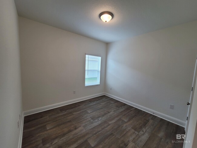 Building Photo - 14630 Dayton Cir