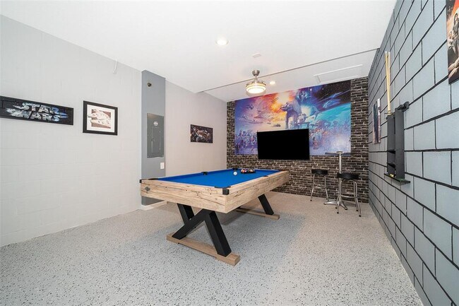 Building Photo - 8899 Cabot Cliffs Dr