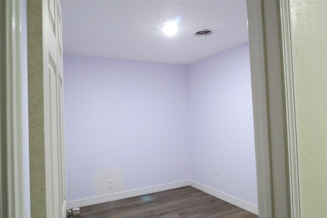 Building Photo - 3120 Montgomery Rd
