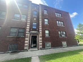 Building Photo - 239 E 108th St