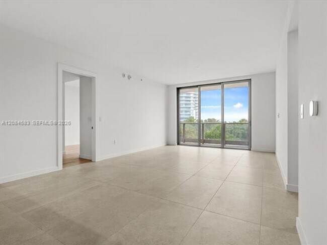 Building Photo - 2200 Brickell Ave