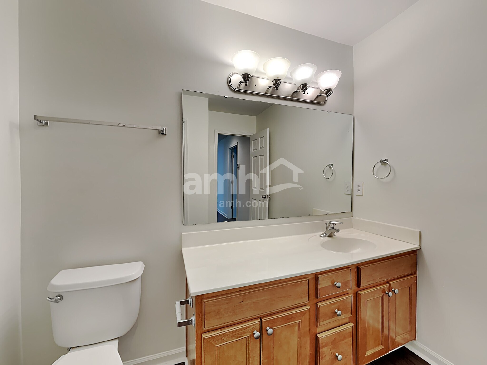 Building Photo - 4095 Shadetree Dr