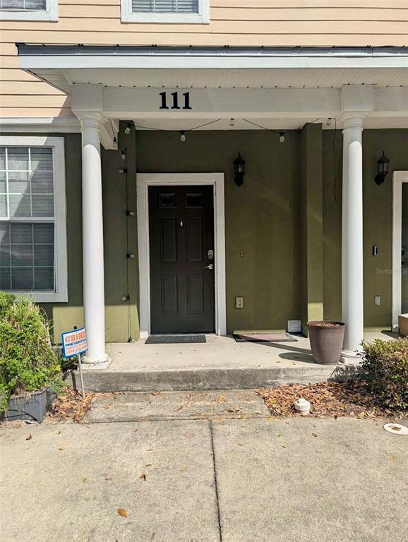 Building Photo - 2508 SW 35th Pl