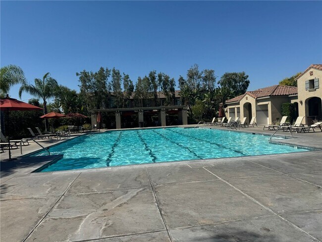 Building Photo - 336 W Cork Tree Dr