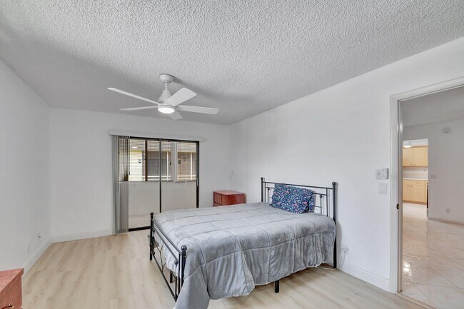 Building Photo - 459 Piedmont J