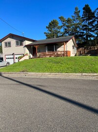 Building Photo - Beautiful North Bend home ready to rent!