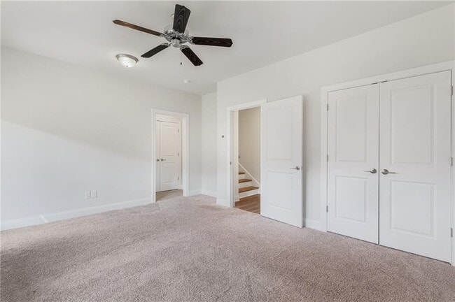 Building Photo - 1387 Live Oak Ln