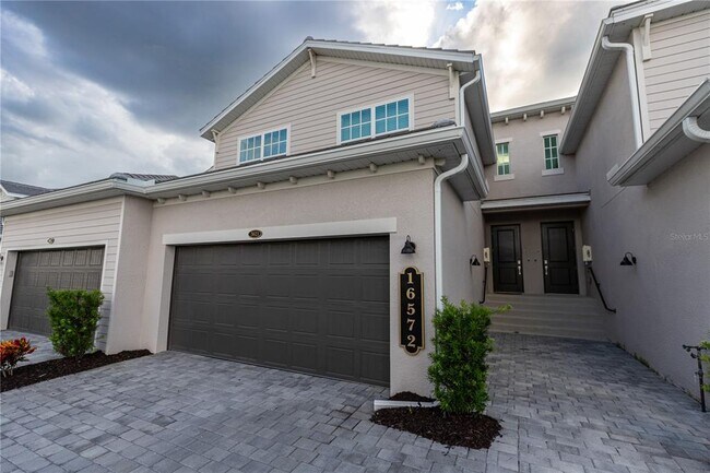 Building Photo - 16572 Kingwood Ln